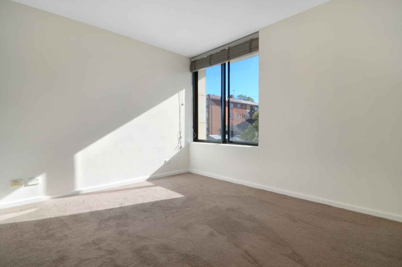 9/107 MacPherson Street Bronte