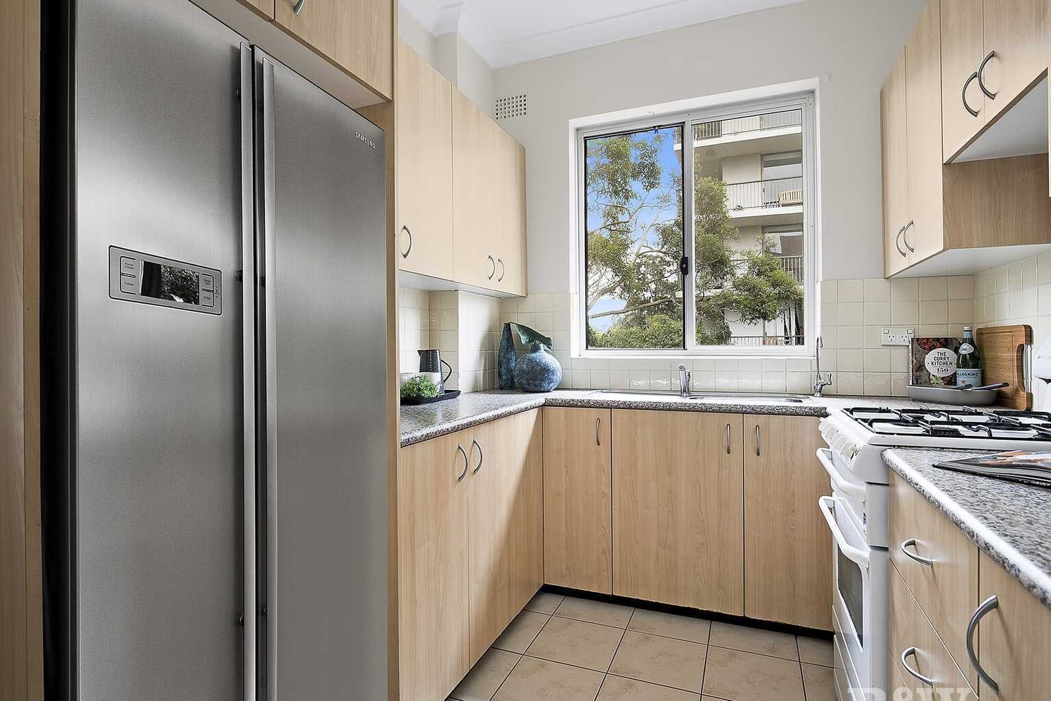 14/65 Penkivil Street Bondi