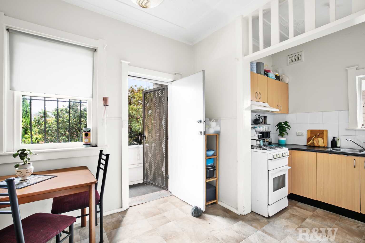 57 Glenayr Avenue North Bondi