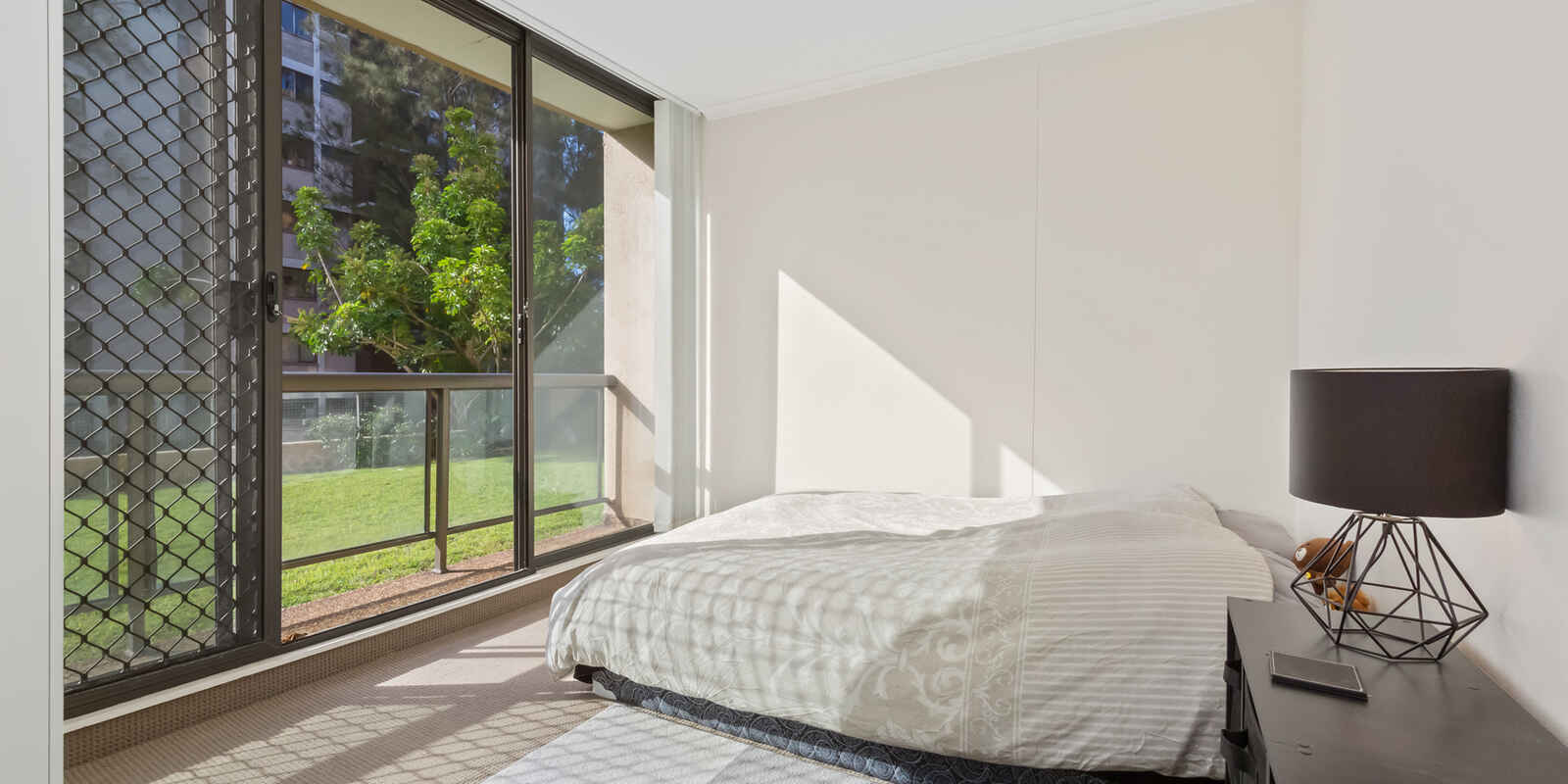 1/22 Penkivil Street Bondi