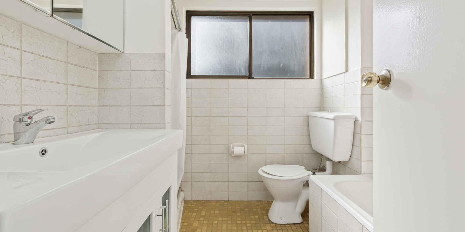 1/22 Penkivil Street Bondi