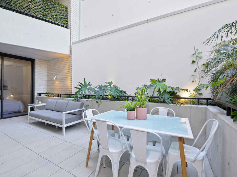 205/10-14 Hall Street Bondi Beach