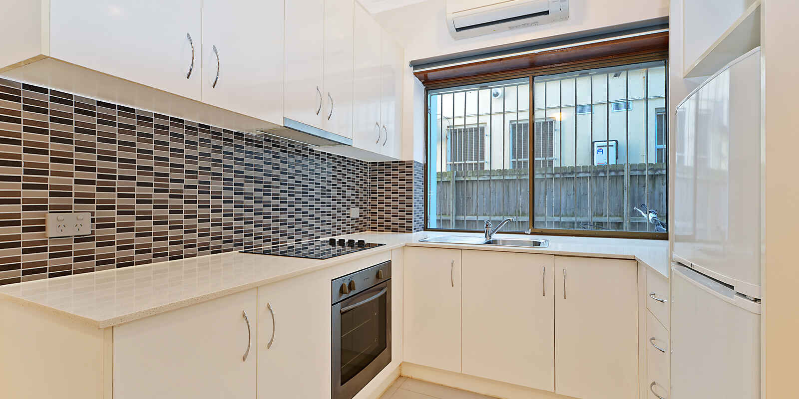 19/240 Campbell Parade Bondi Beach