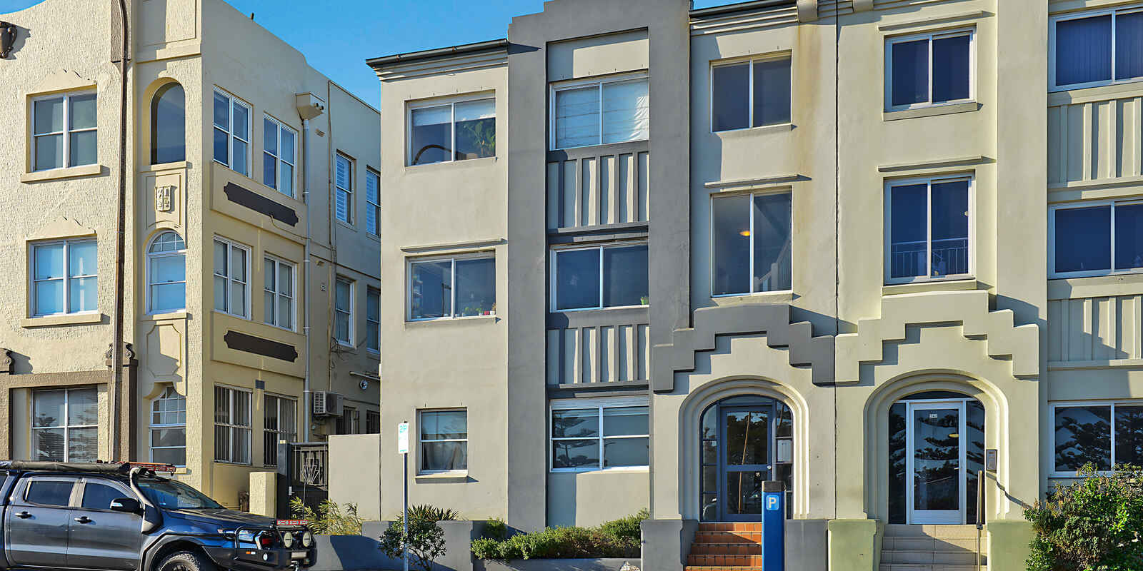 19/240 Campbell Parade Bondi Beach