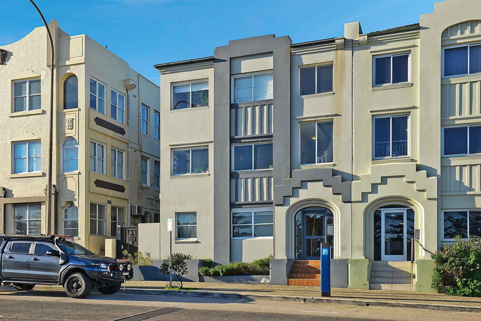 19/240 Campbell Parade Bondi Beach