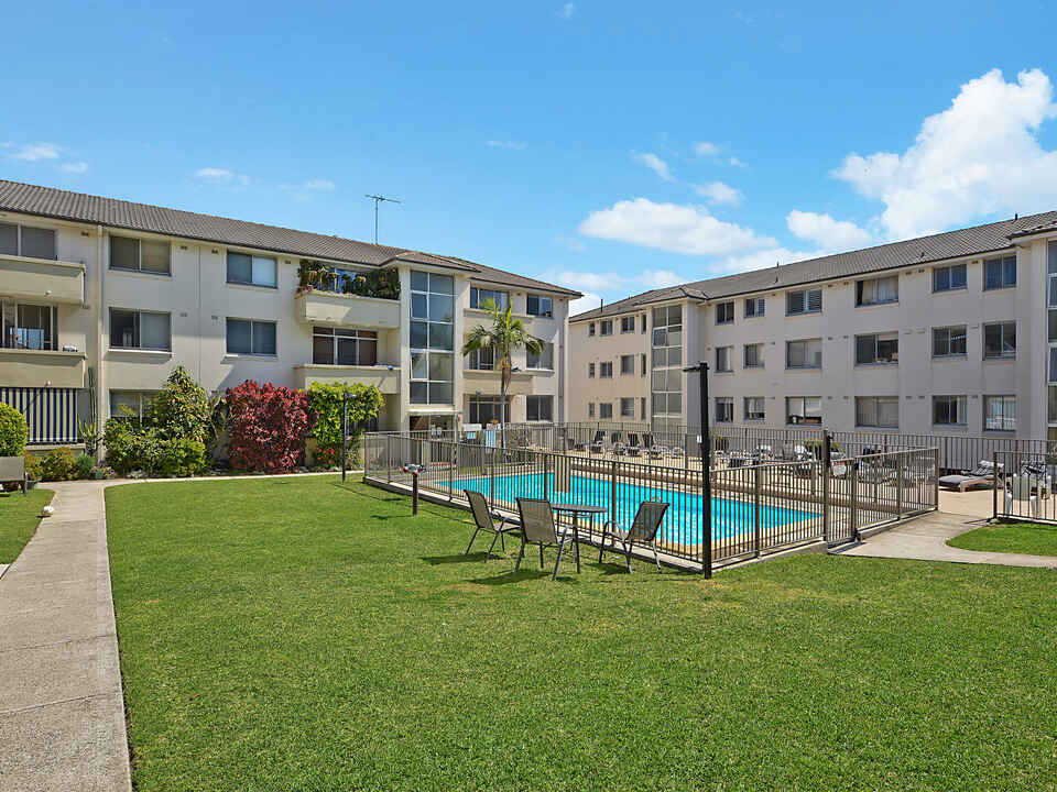 22/15 Wallis Parade Bondi Beach