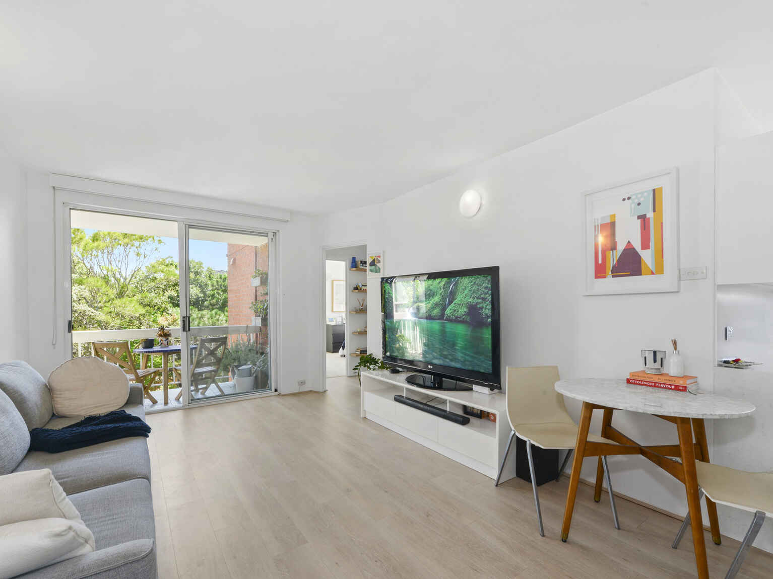 24/16 Military Road North Bondi