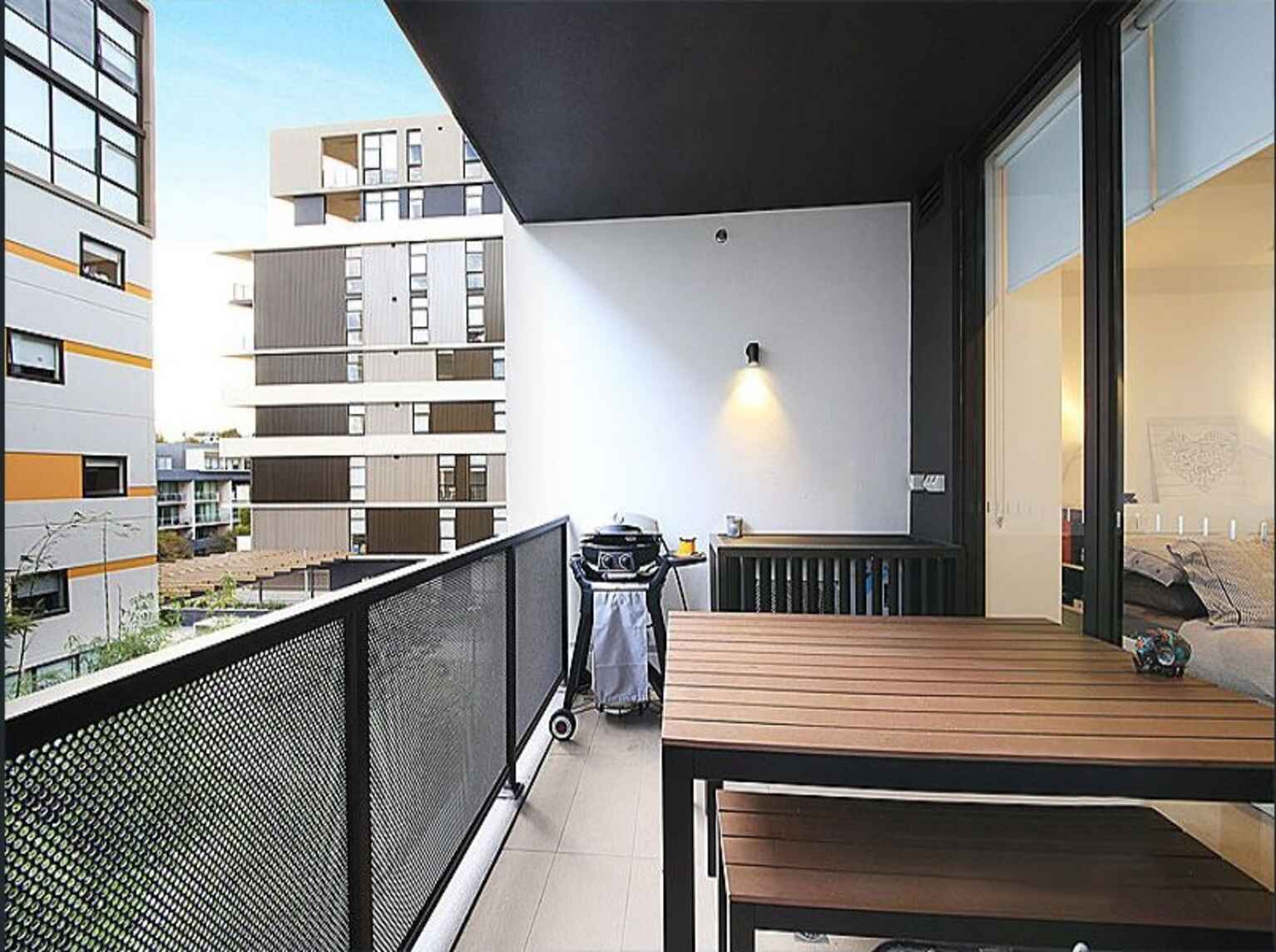 414/1 George Julius Avenue Zetland