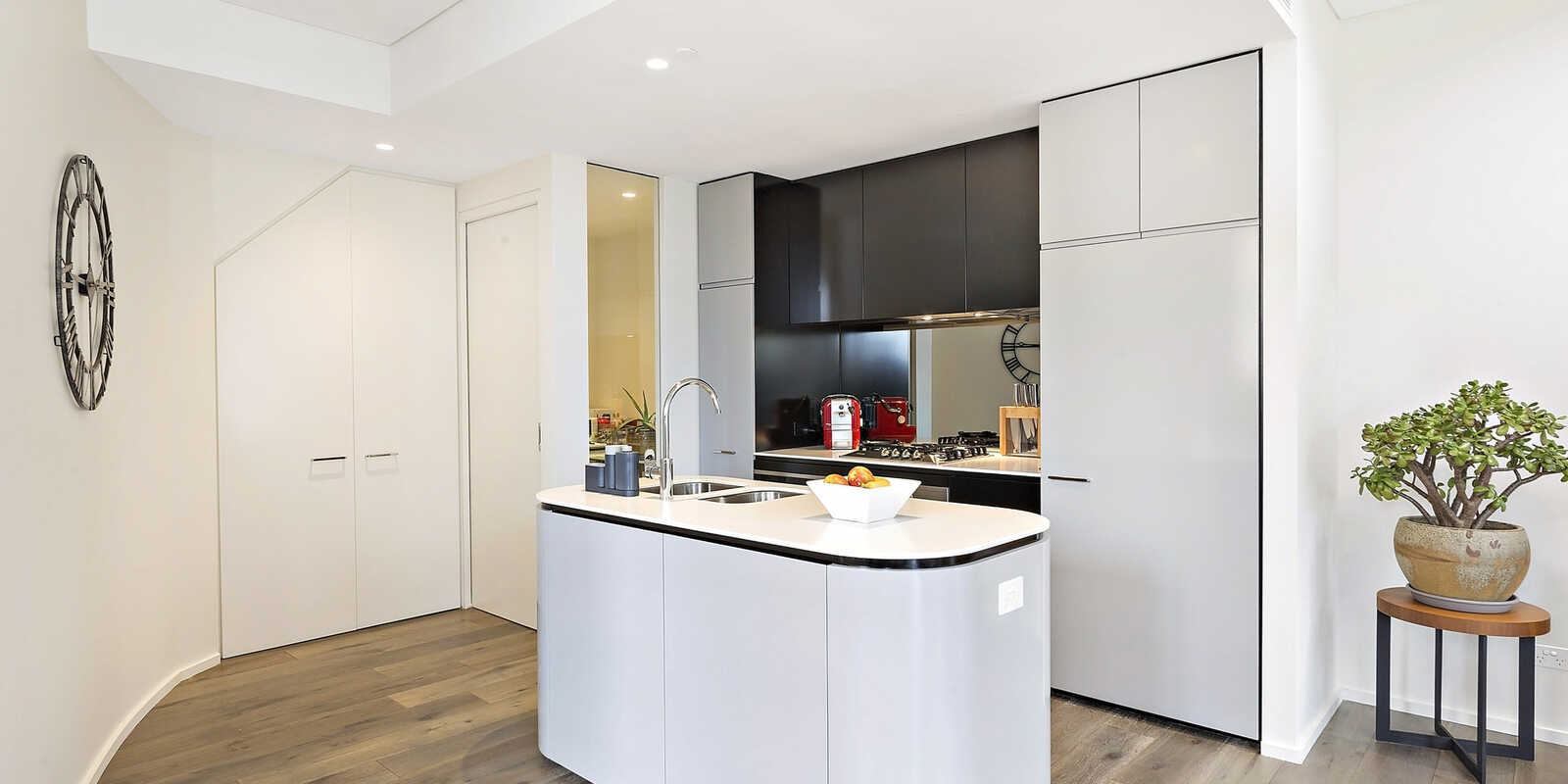 301/241 Oxford Street Bondi Junction