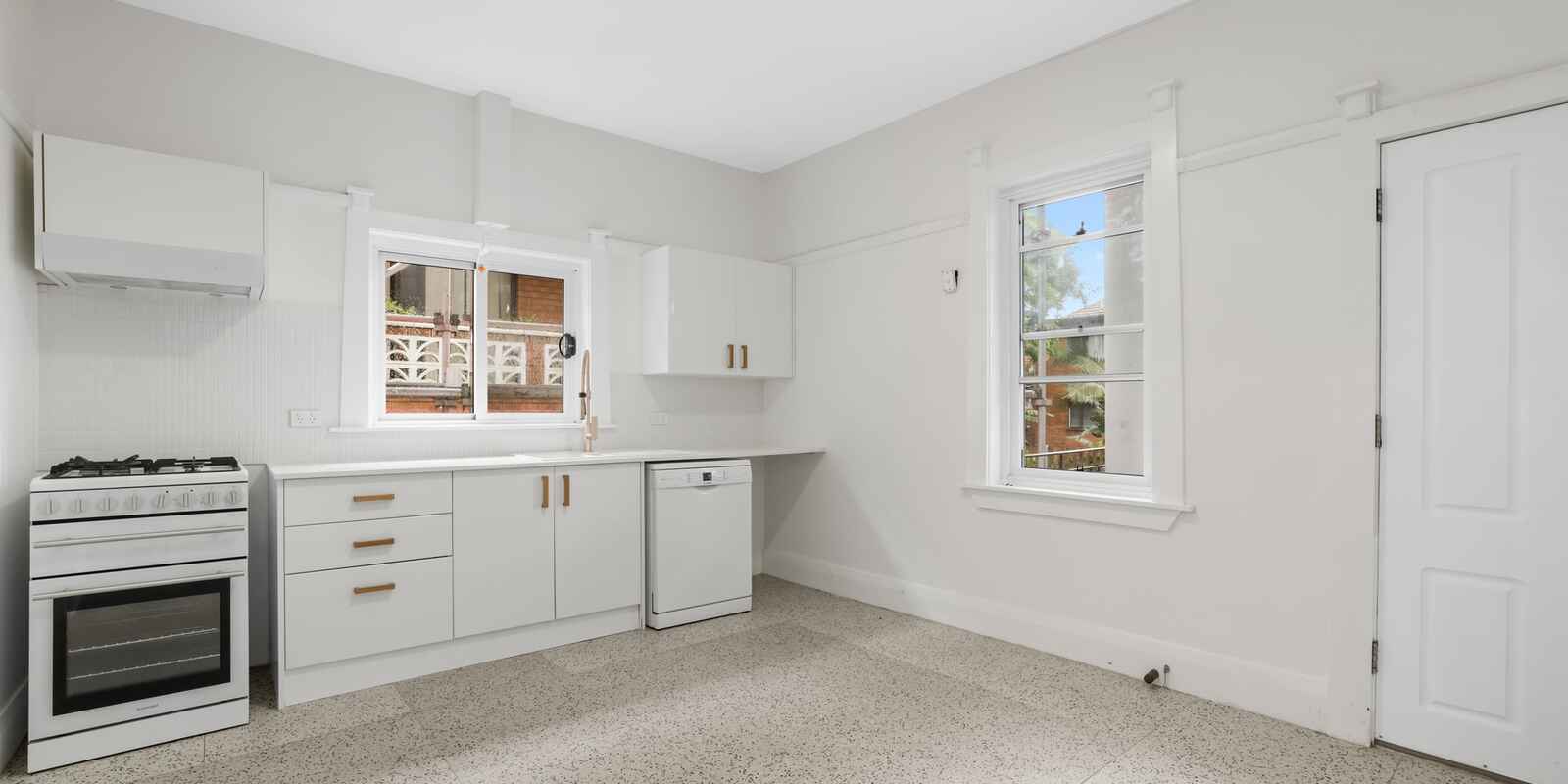 2/41 Sir Thomas Mitchell Road Bondi Beach 2/41 Sir Thomas Mitchell Road Bondi Beach