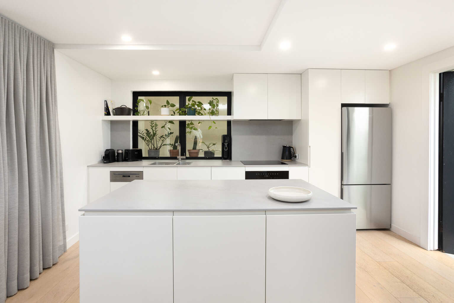 3/12 Warners Avenue North Bondi