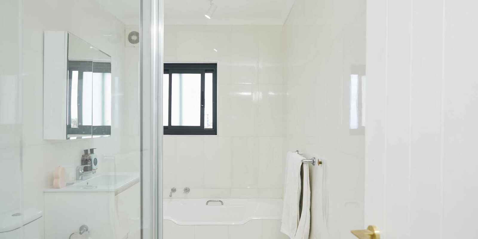 16/73-79 Penkivil Street Bondi