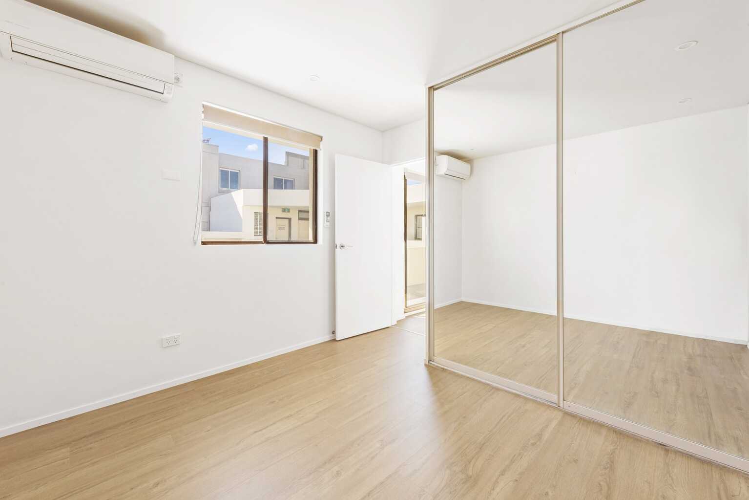 22/164 Campbell Parade Bondi Beach