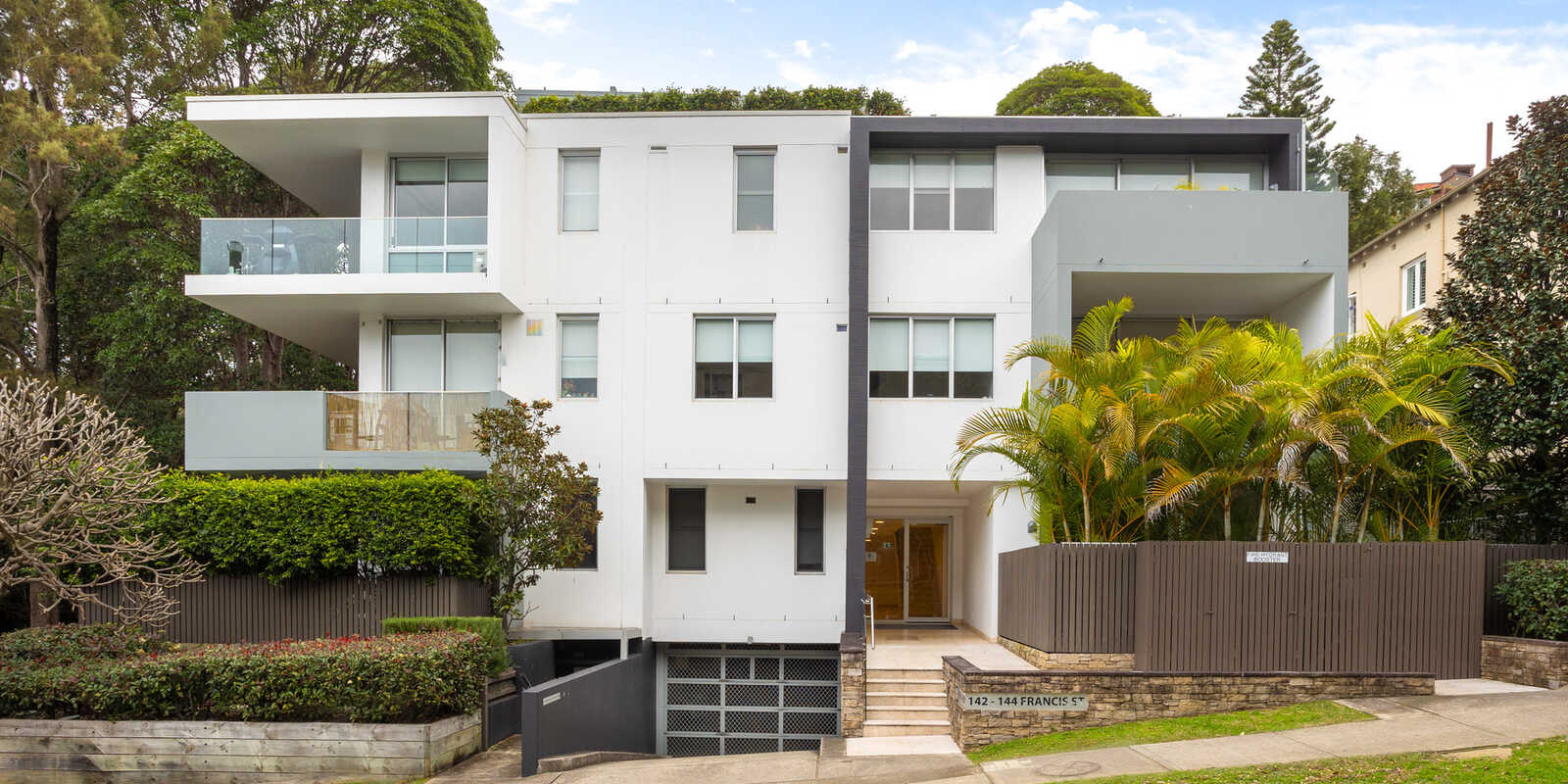 14/142-144 Francis Street Bondi Beach