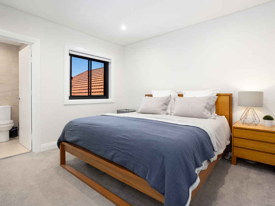 3/18-20  Old South Head Road Vaucluse