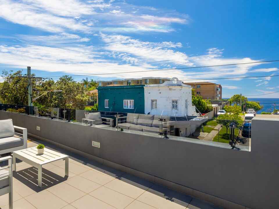 3/18-20  Old South Head Road Vaucluse