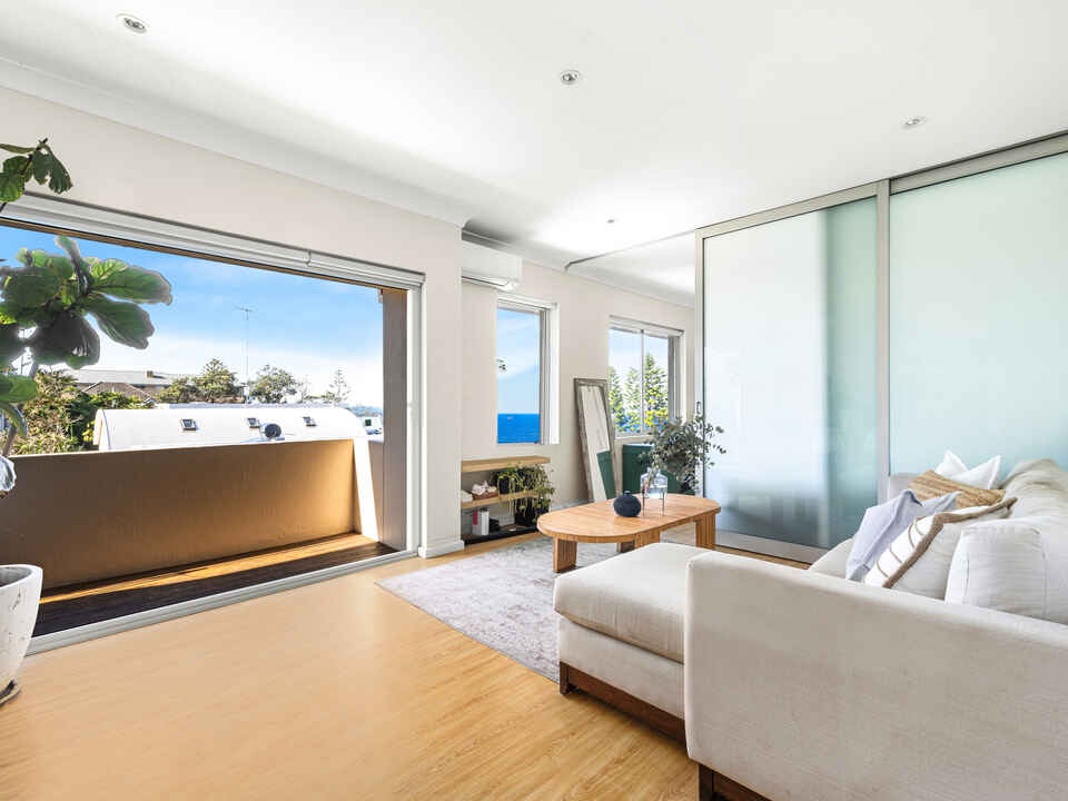 8/23 Carlisle Street Tamarama
