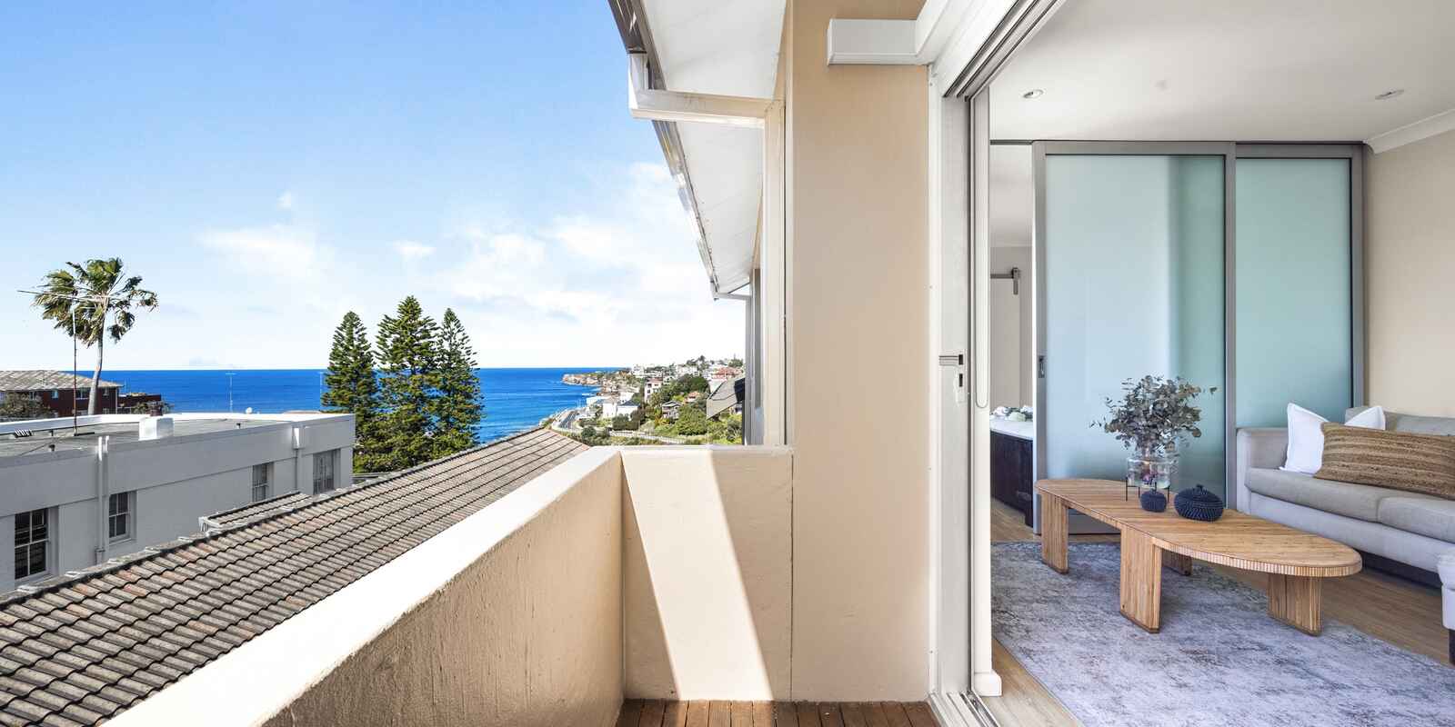 8/23 Carlisle Street Tamarama