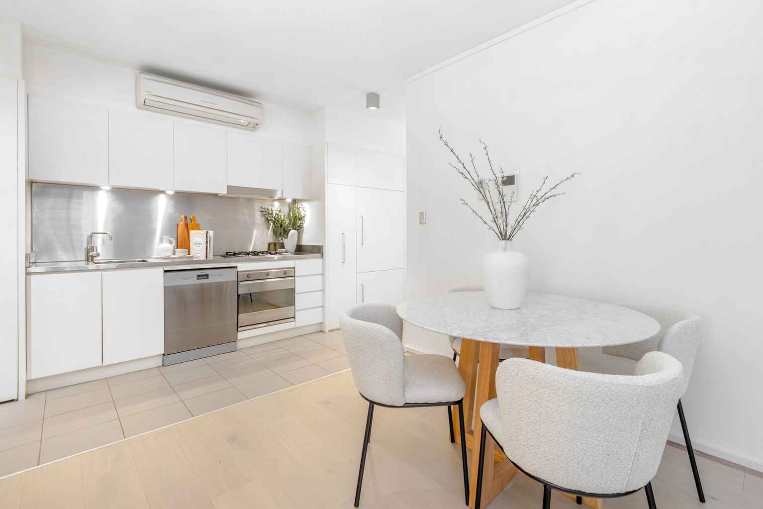 210/10 Jaques Avenue Bondi Beach 210/10 Jaques Avenue Bondi Beach