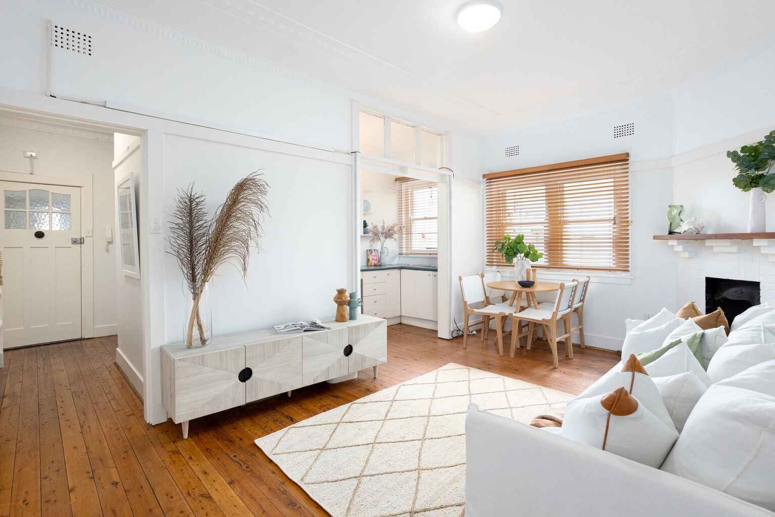 2/33 Oakley Road North Bondi 2/33 Oakley Road North Bondi
