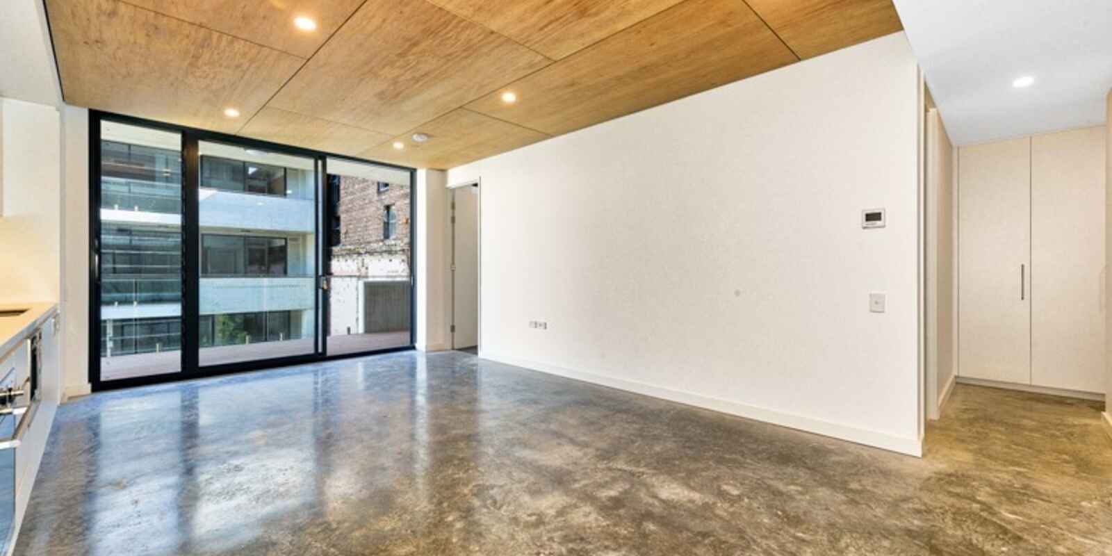 213/12 Marsden Street Camperdown