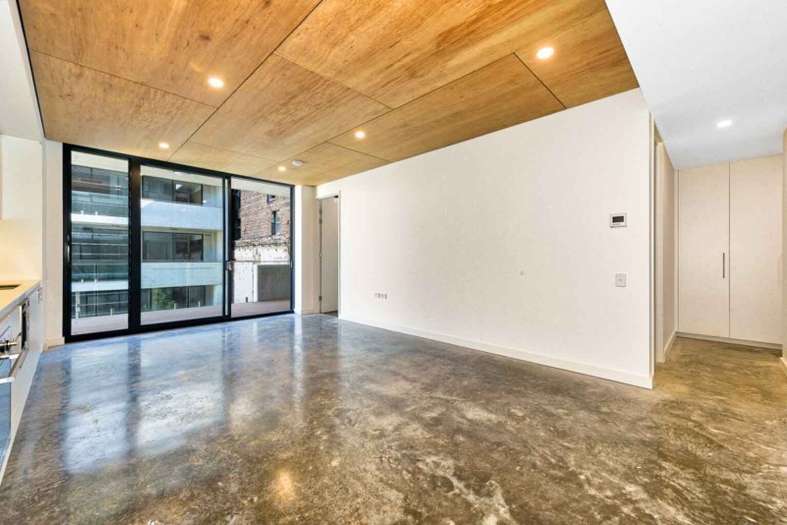 213/12 Marsden Street Camperdown