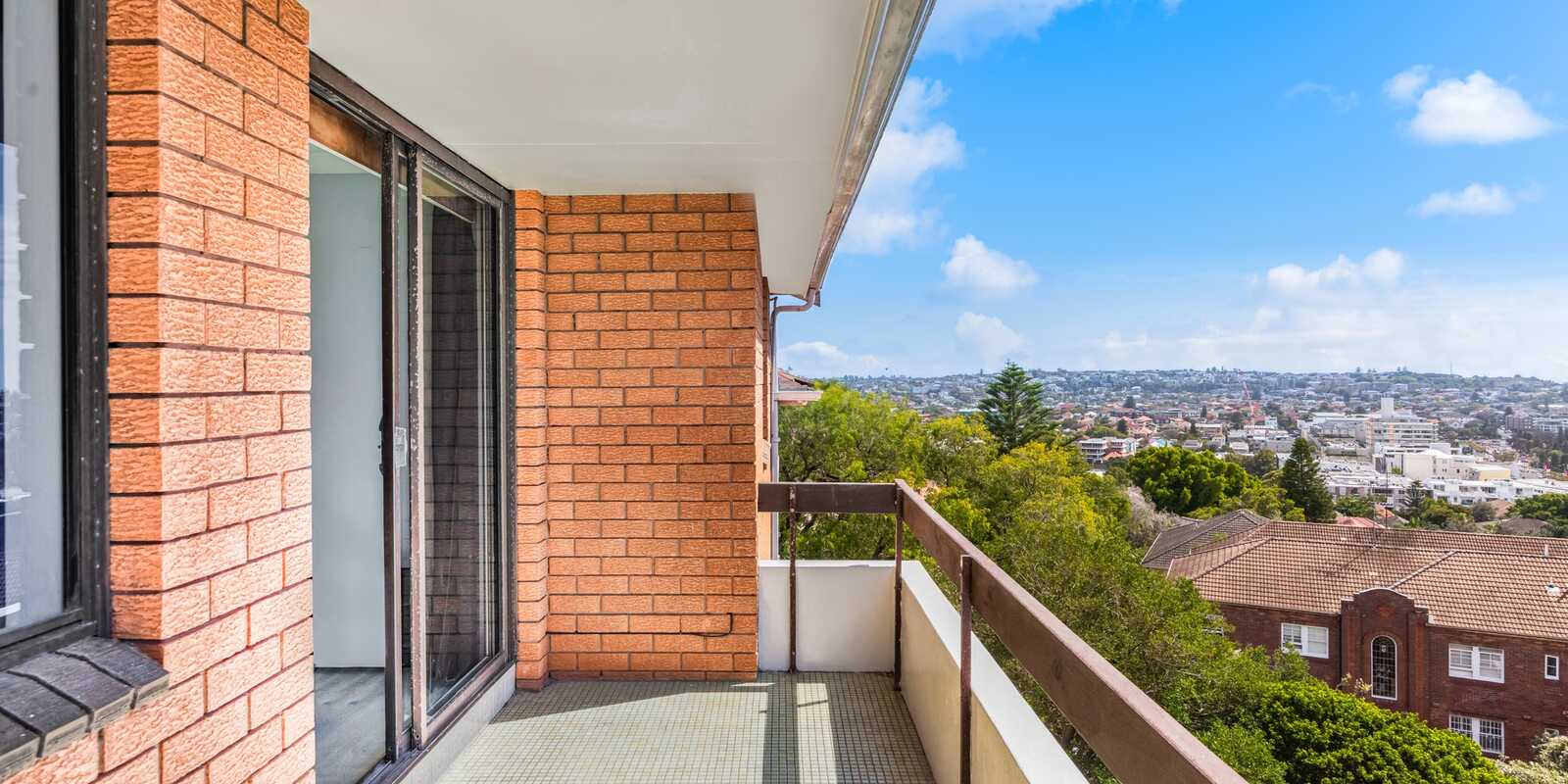 8/16 Edward Street Bondi