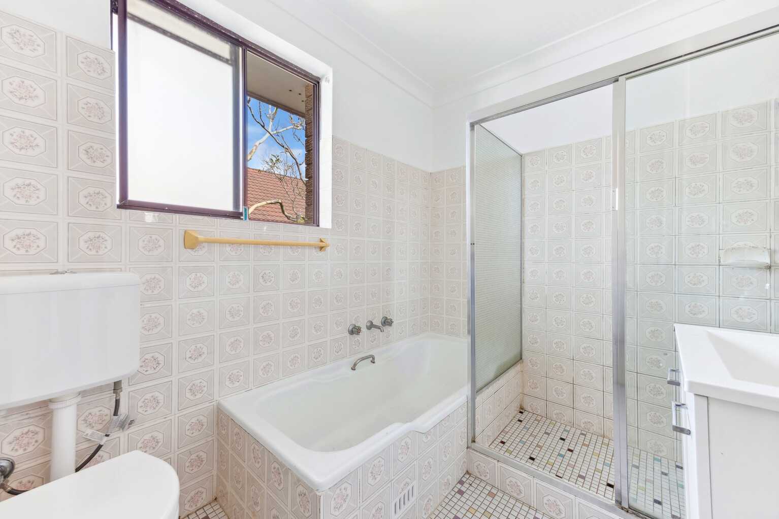 8/16 Edward Street Bondi