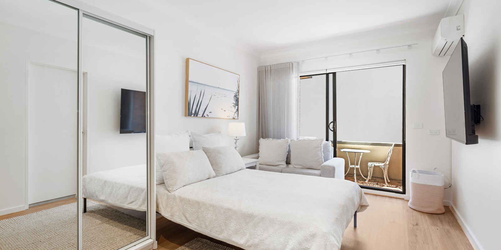 14/126 Roscoe Street Bondi Beach 14/126 Roscoe Street Bondi Beach