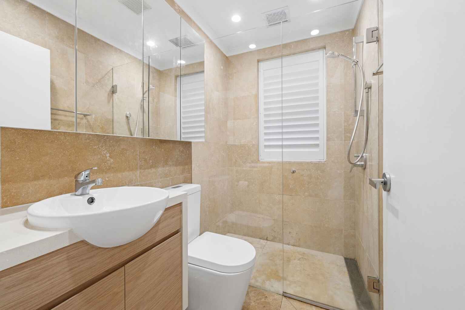 1/15 Wellington Street Bondi