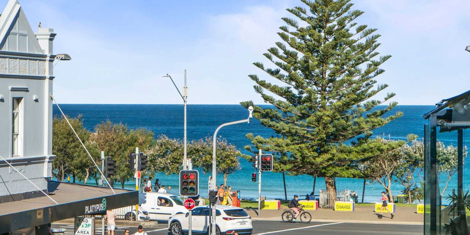201/12 Hall Street Bondi Beach