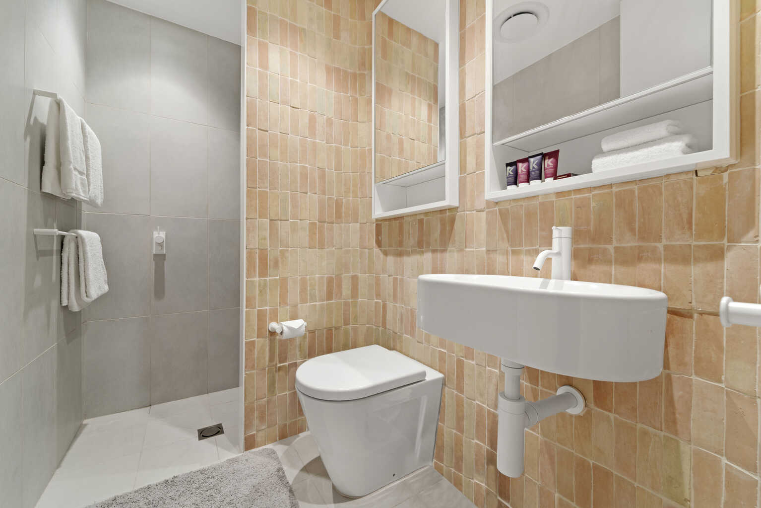 201/12 Hall Street Bondi Beach