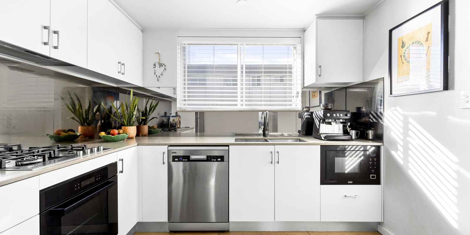 24/10 Henrietta Street Waverley 24/10 Henrietta Street Waverley