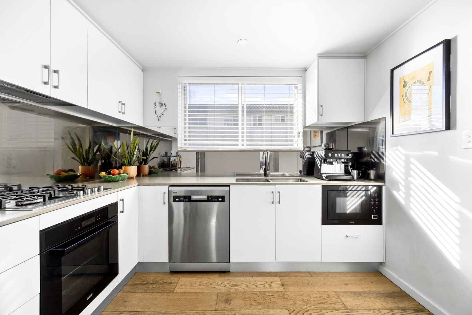 24/10 Henrietta Street Waverley 24/10 Henrietta Street Waverley