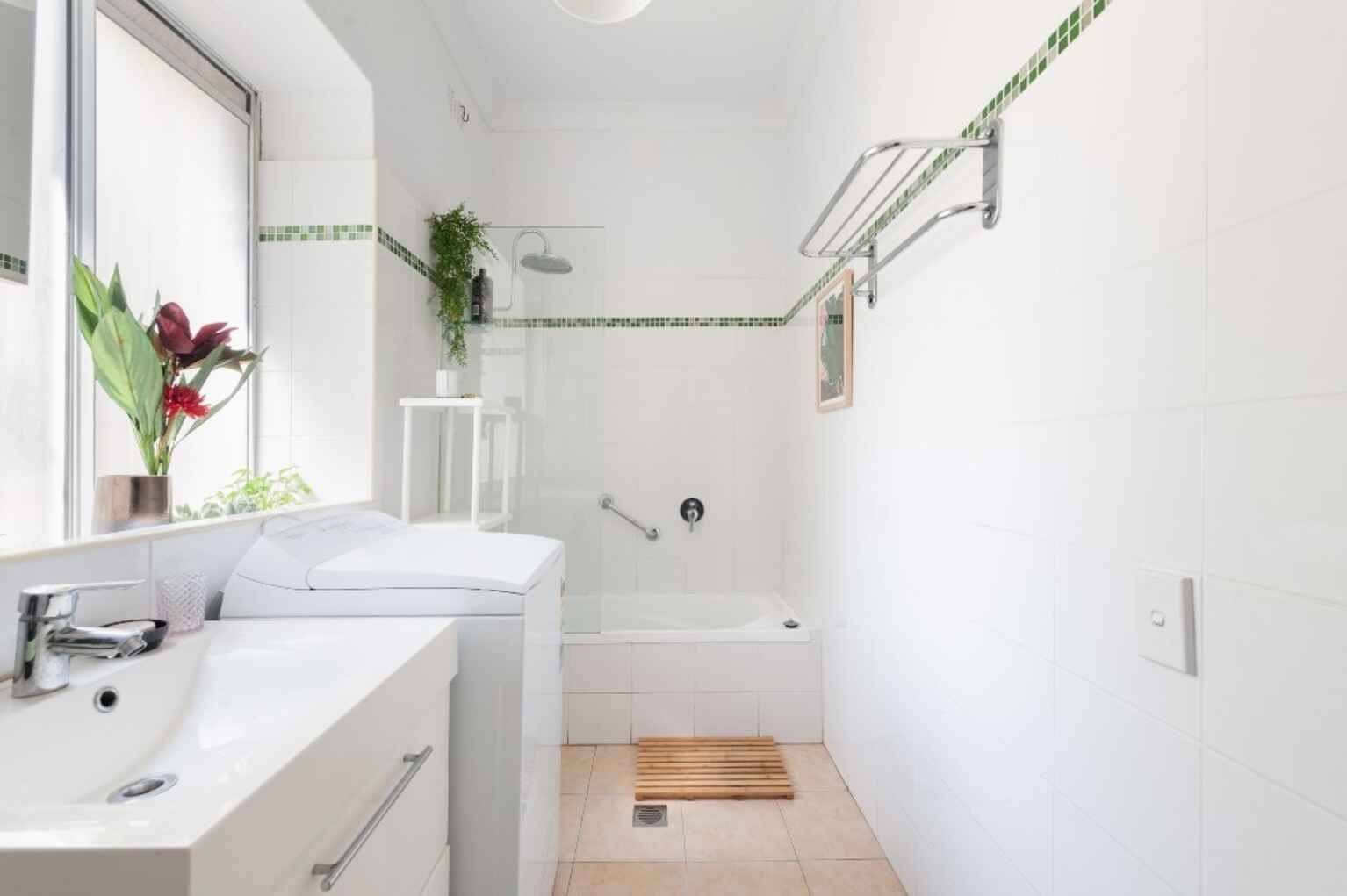 10/5 Sir Thomas Mitchell Road Bondi Beach 10/5 Sir Thomas Mitchell Road Bondi Beach