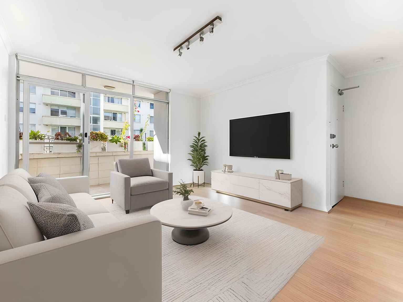 22/15 Wallis Parade Bondi Beach