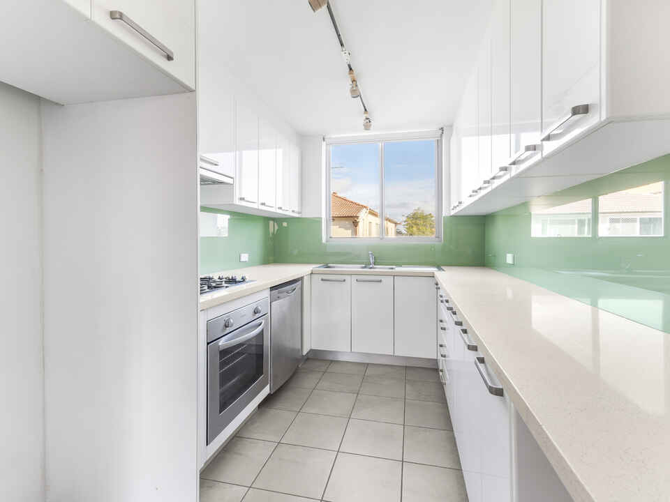 22/15 Wallis Parade Bondi Beach