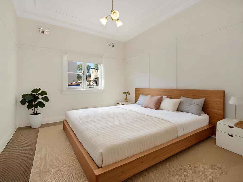2/79 Oakley Road North Bondi