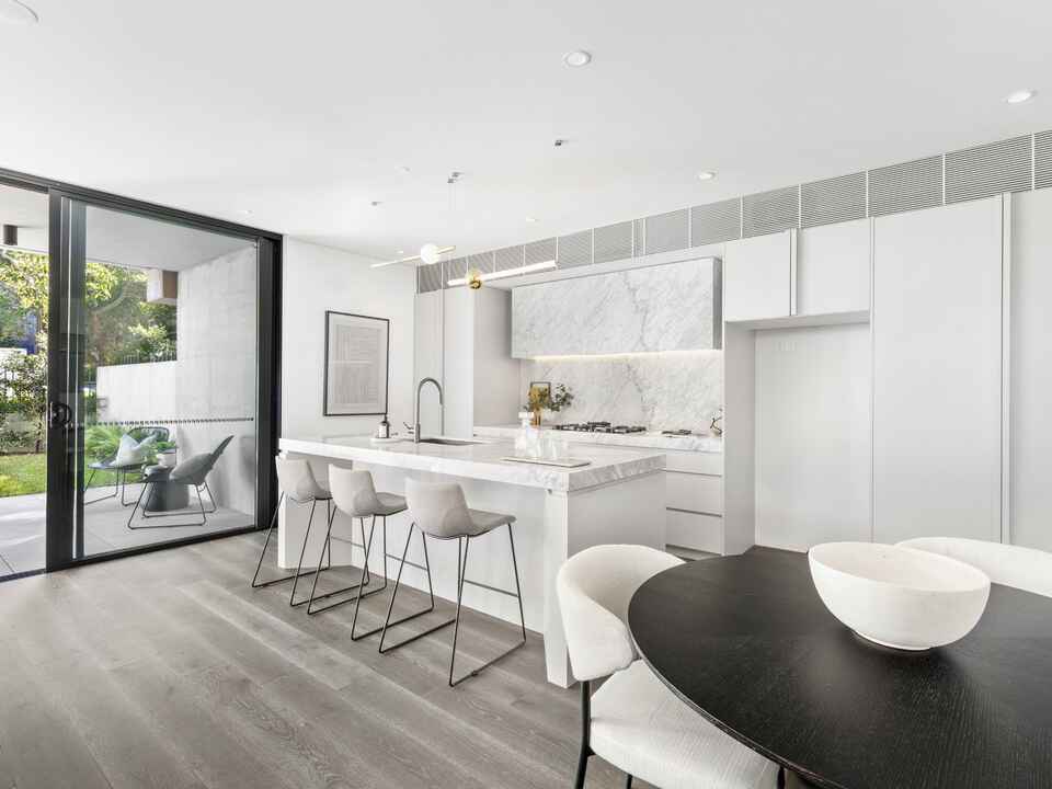 2/1 Spencer Street Rose Bay
