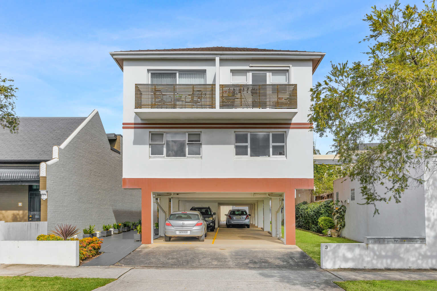4/3 Woodstock Street Bondi Junction