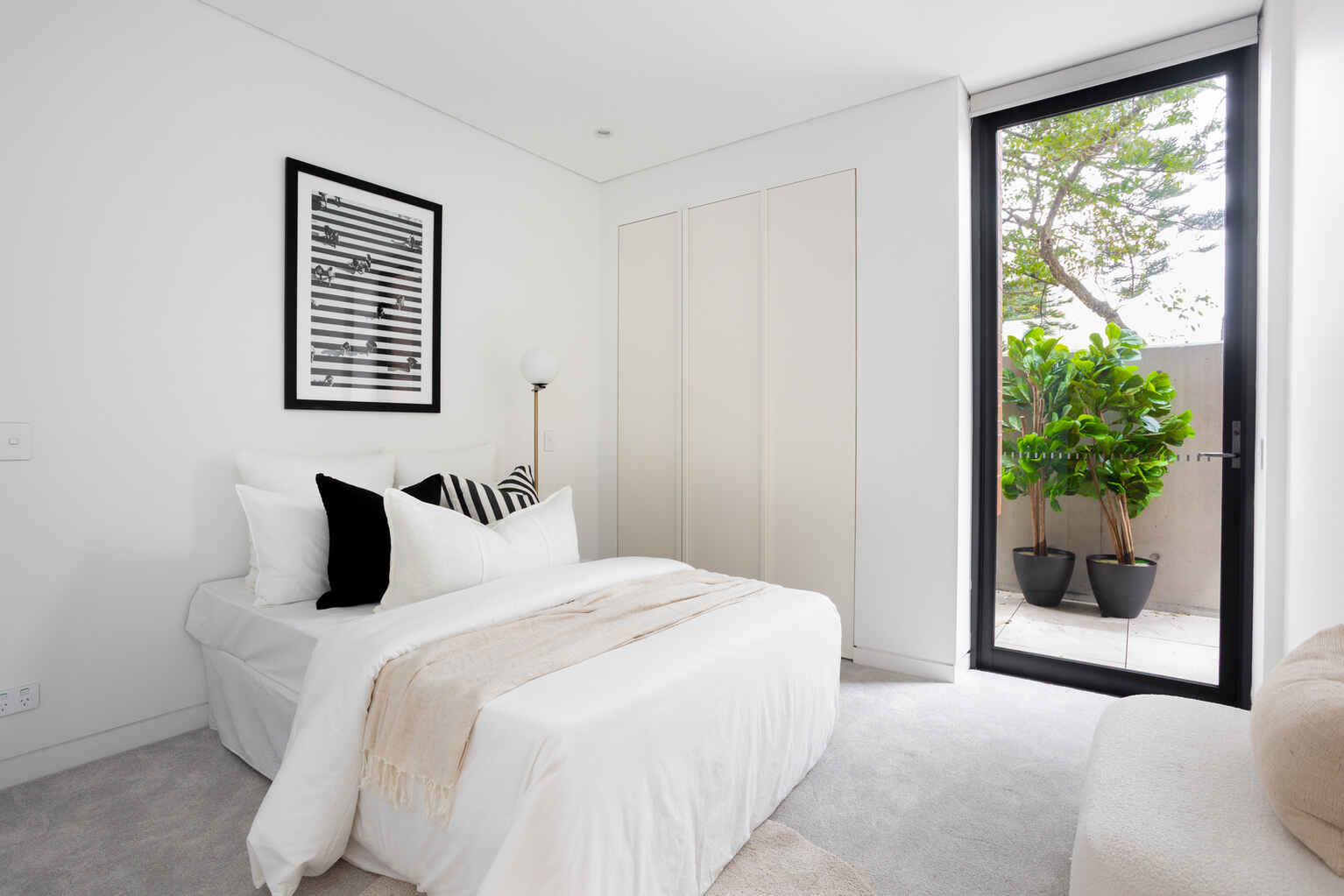 2/1 Spencer Street Rose Bay