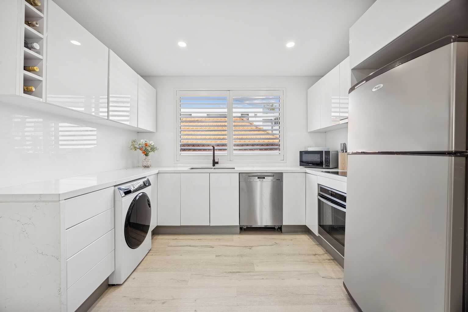 2/5 Jaques Avenue Bondi Beach 2/5 Jaques Avenue Bondi Beach