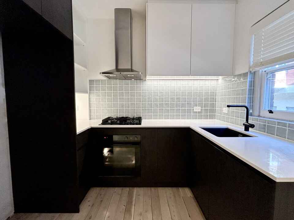 2/51a Forsyth Street Kingsford