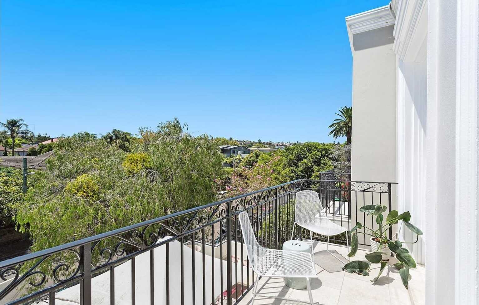3/15 Wilberforce Avenue Rose Bay
