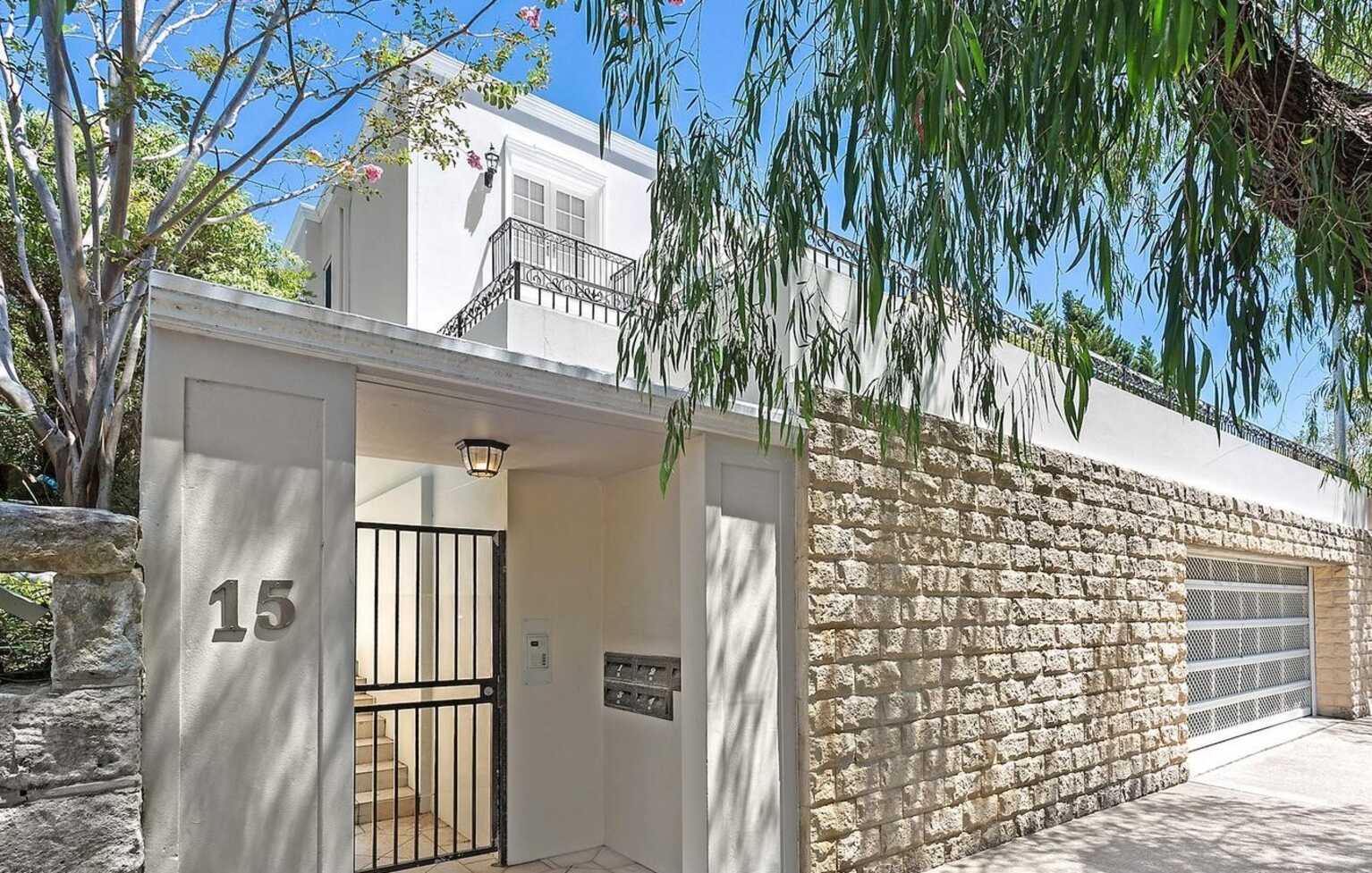 3/15 Wilberforce Avenue Rose Bay