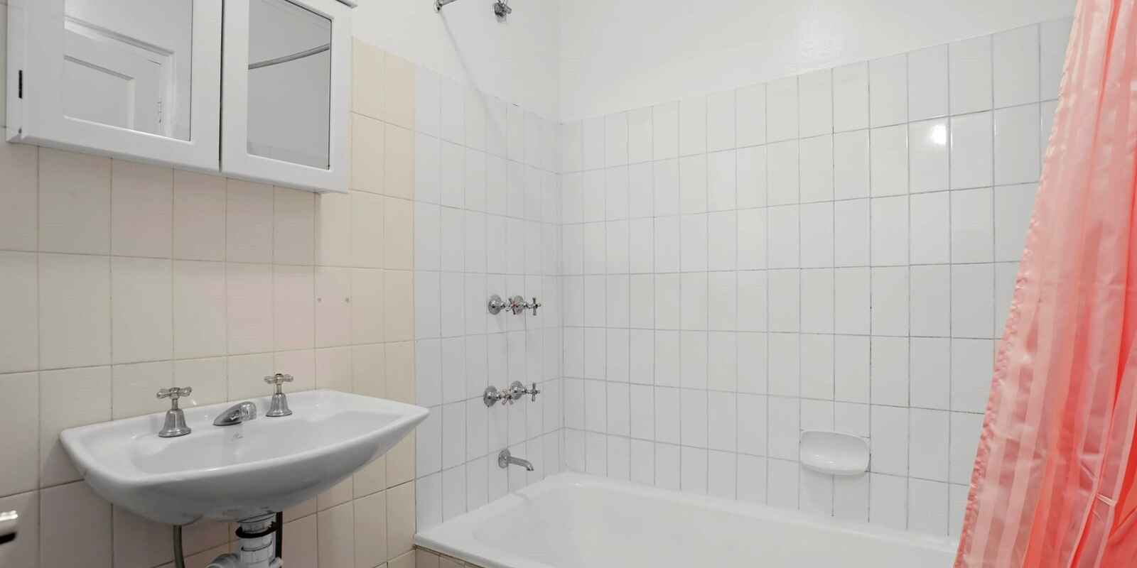 12/33 Campbell Parade Bondi Beach 12/33 Campbell Parade Bondi Beach