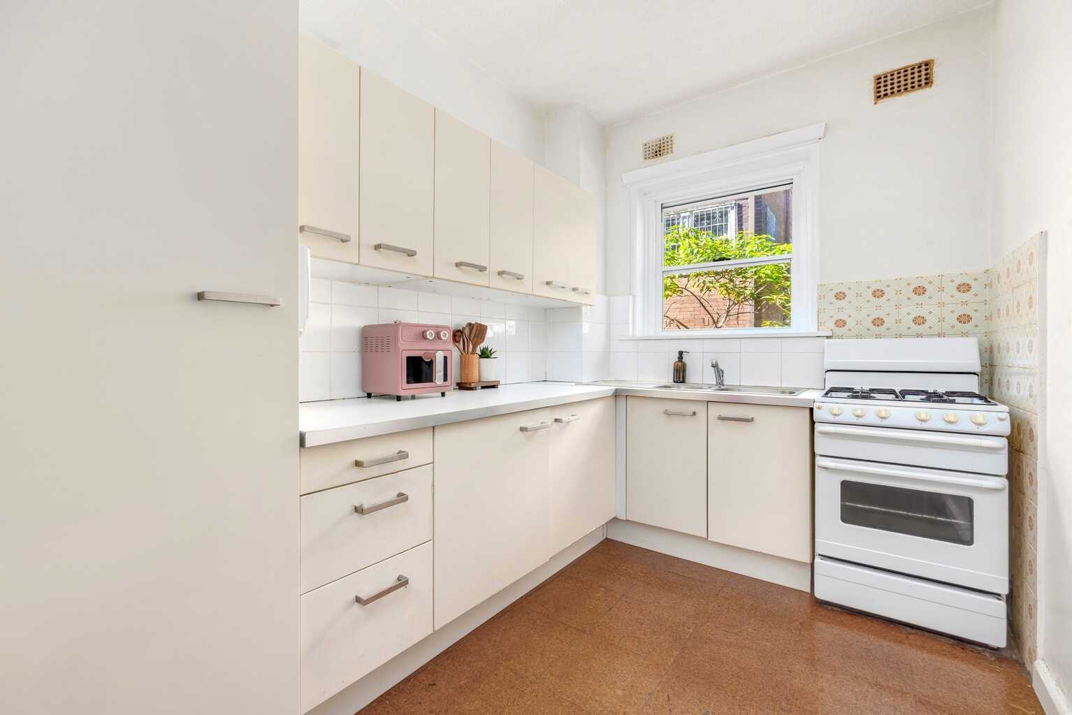 4/48 Sir Thomas Mitchell Road Bondi Beach