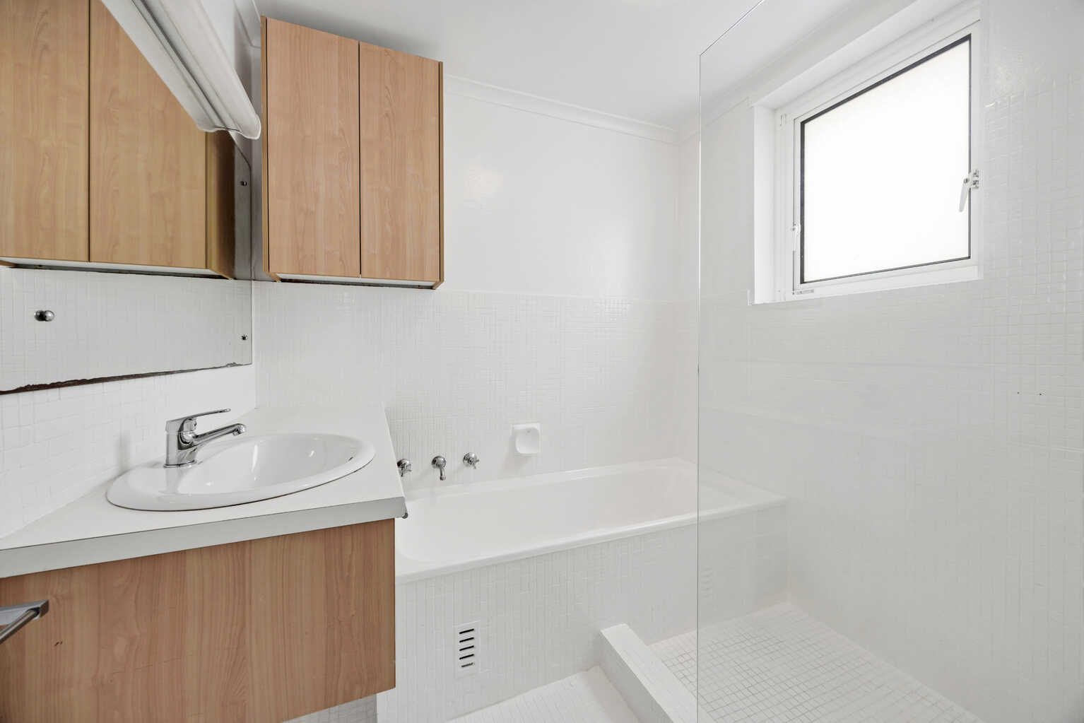 2/166 Ramsgate Avenue North Bondi