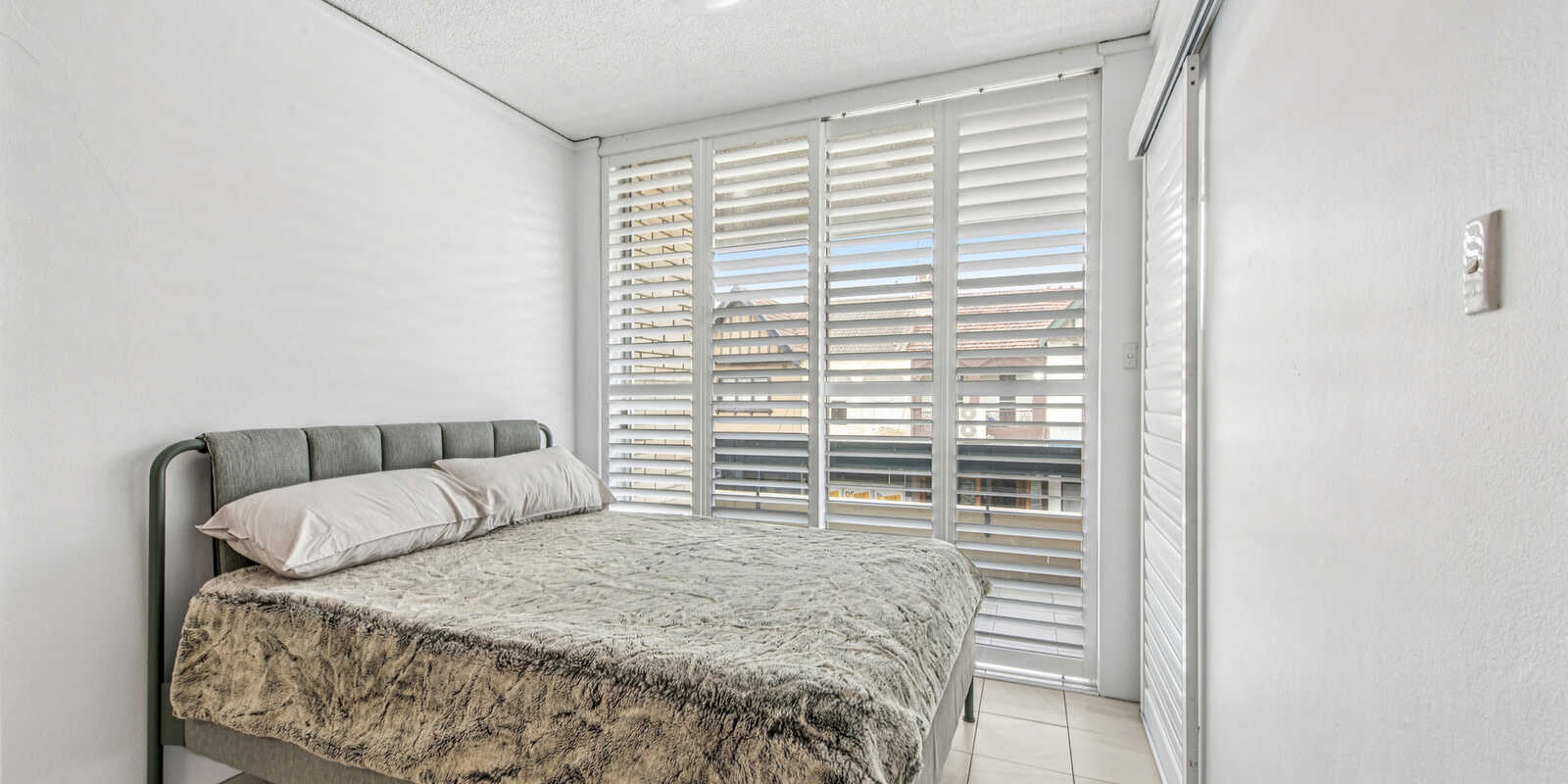 8/164 Bondi Road Bondi