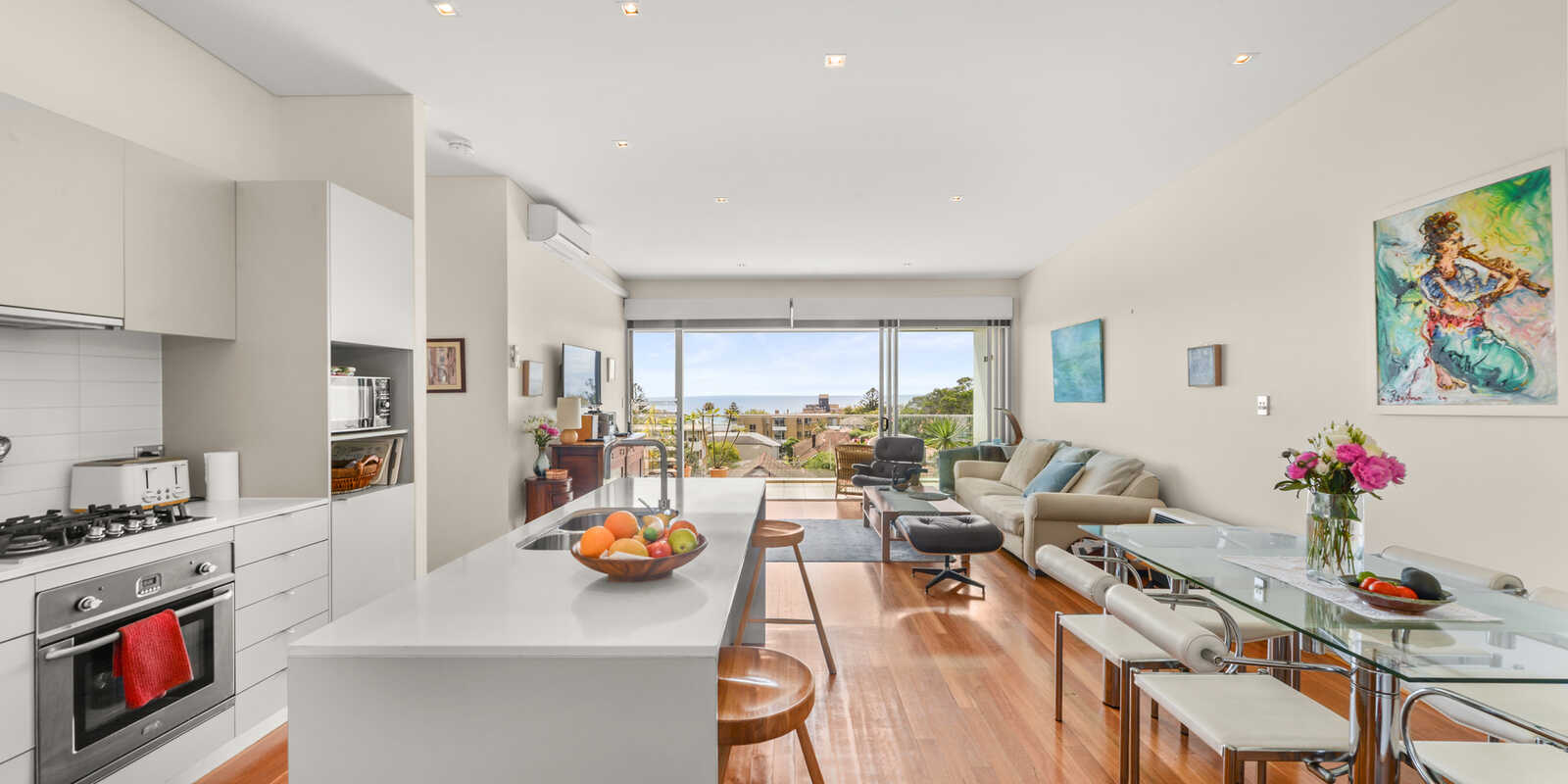 29/7-11 Henderson Street Bondi